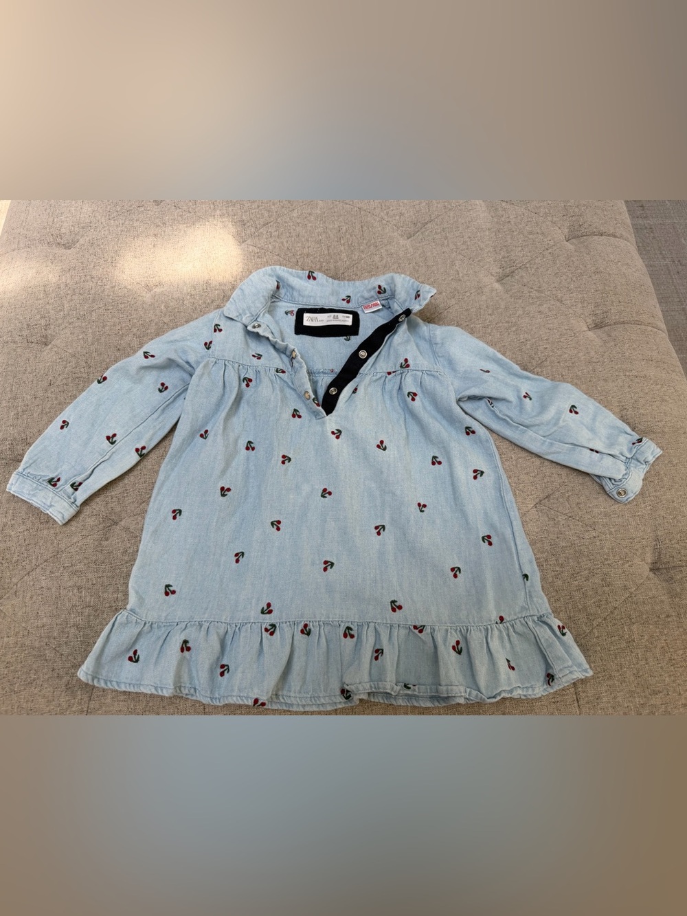 EUC ZARA GIRLS CHERRY CHAMBRAY SHIRT DRESS SIZE 2-3